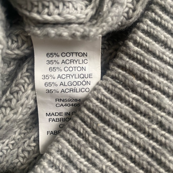 The Children’s place sweater S 5-6 - Picture 6 of 7